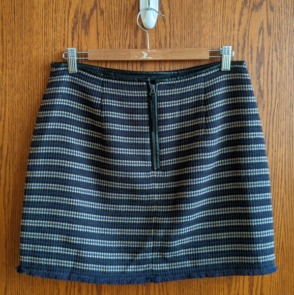 Club Monaco Wool Blend Mini Skirt - Picture 2 of 6